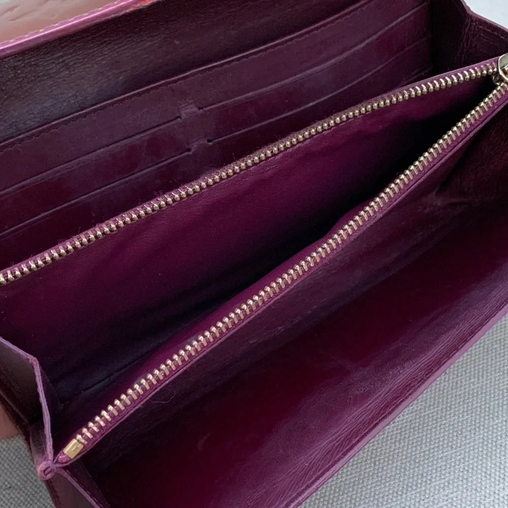 LOUIS Vuitton Vernis Maroon Long Wallet